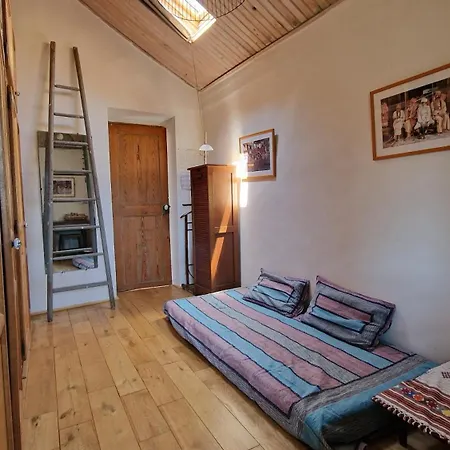 Un Petit Coin De Tranquile Pres De La Villa Vallauris