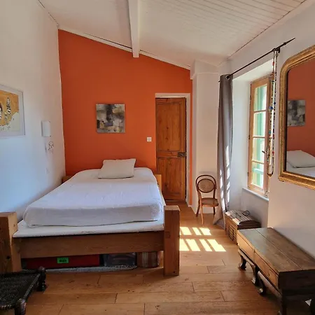 Un Petit Coin De Tranquile Pres De La